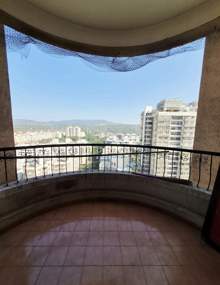 Swimming Pool, bredco-new-viceroy-park 3 Bedroom 1365 Sq.Ft. Apartment In Kandivali East Mumbai 9611641