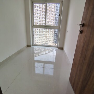 2 BHK Apartment For Rent in Shapoorji Pallonji Siennaa, Samata Nagar