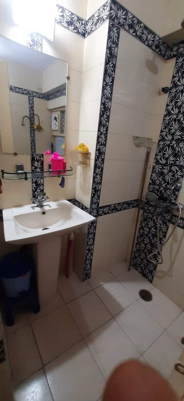 Attached Bathroom in 2 BHK Apartment at Shanti Plaza Vaishali, Vaishali Sector 4 – for Rent