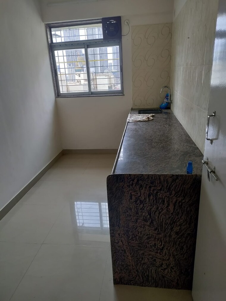 Room, dadar west Pg For Boys & Girls In Dadar West 9611676