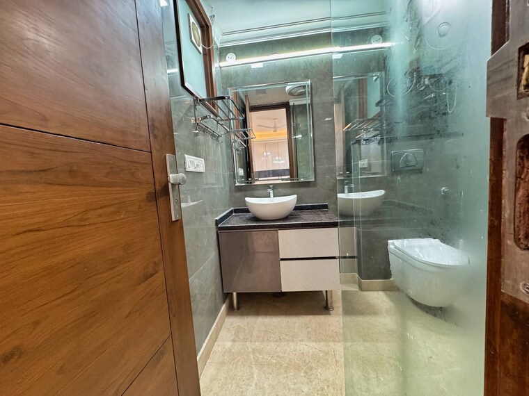 Kitchen, saket 3 Bedroom 1500 Sq.Ft. Builder Floor In Saket Delhi 9611696