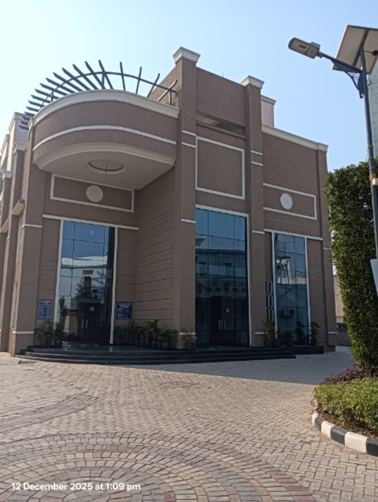 Exterior View, somsons-imperial-towers 3 Bedroom 1800 Sq.Ft. Apartment In Dhakoli Zirakpur 9611708