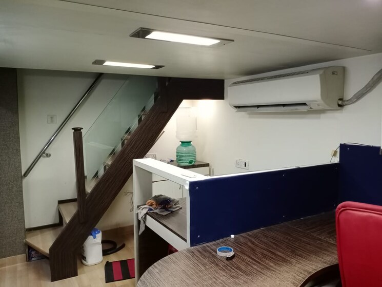 Kitchen, om-heera-panna-mall Commercial Office Space 200 Sq.Ft. In Andheri West Mumbai 9610681