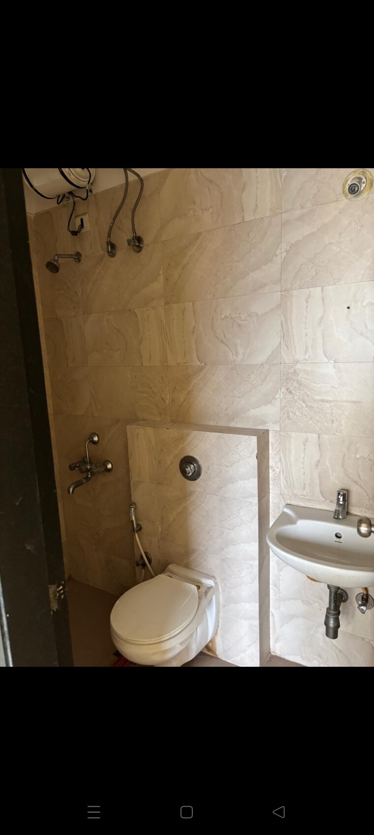 Bathroom, sheth-vasant-athena 3 Bedroom 900 Sq.Ft. Apartment In Laxmi Nagar Thane 9611688