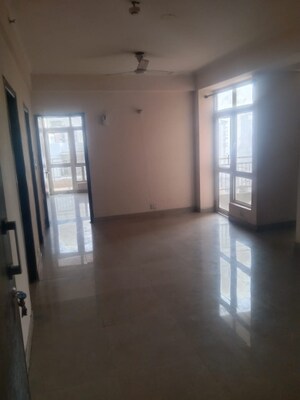 Room in 2 BHK Apartment at Supertech Ecovillage II, Sector 16b Greater Noida – for Rent