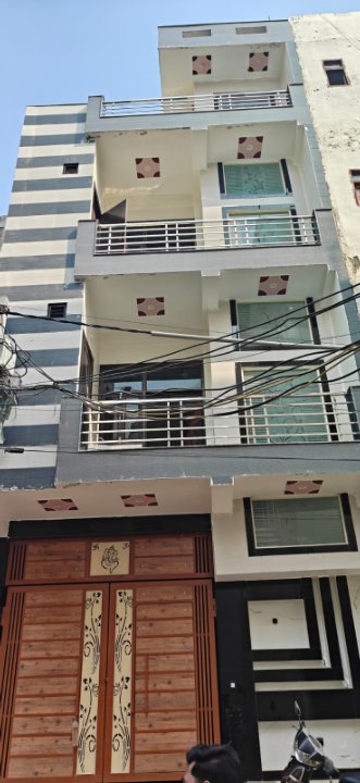 5 BHK + Extra Room Independent House For Sale in Govindpuram