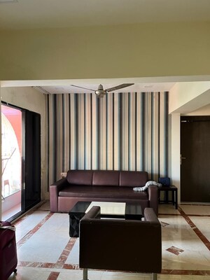 Master Bedroom in 2 BHK Apartment at Shree Mahavir Darshan, Lower Parel – for Rent