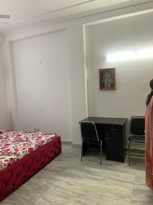 Bedroom in 1 RK Builder Floor at Shahpur Jat – for Rent