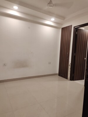 Room in 2 BHK Builder Floor at Chattarpur – for Rent