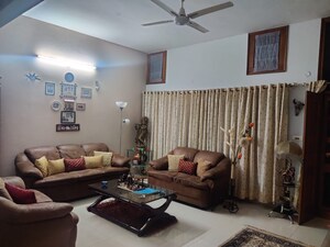 Living Room in 3 BHK Independent House at Sector 11 – for Rent