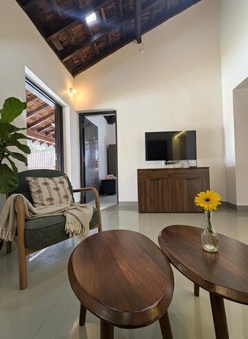 Master Bedroom in 2 BHK Independent House at Corgao – for Rent