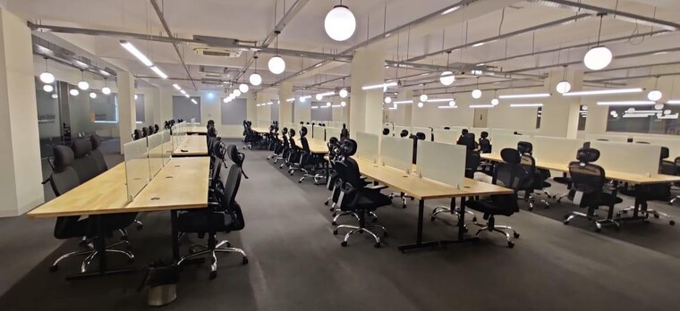 undefined, viman nagar Commercial Office Space 3812 Sq.Ft. In Viman Nagar Pune 9611781