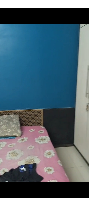 1 BHK + Extra Room Apartment For Rent in Neelganga Apartment