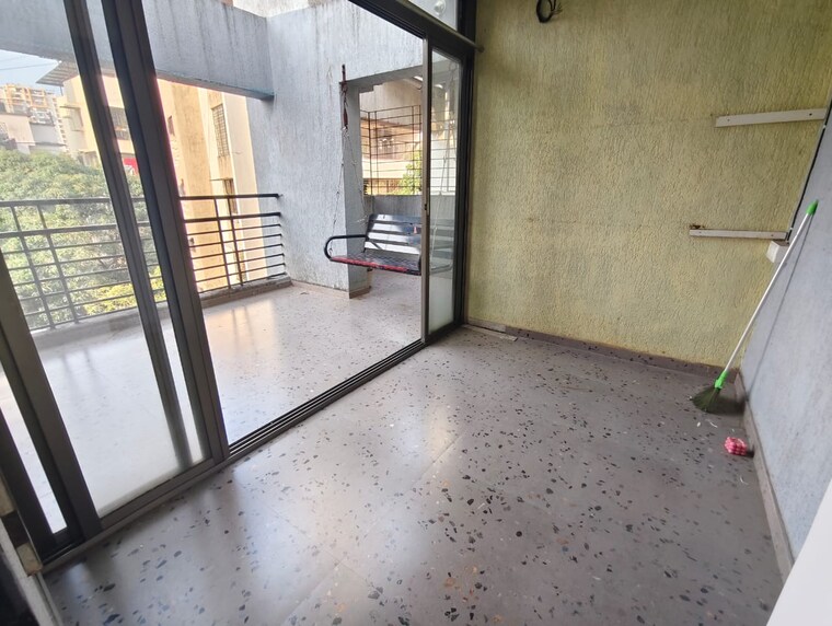 Room, cosmos-jewels-solitaire 3 Bedroom 1100 Sq.Ft. Apartment In Ghodbunder Road Thane 9611849