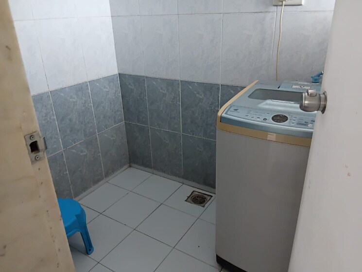 Attached Bathroom, lunkad-queensland 1 Bedroom 550 Sq.Ft. Apartment In Viman Nagar Pune 9611883