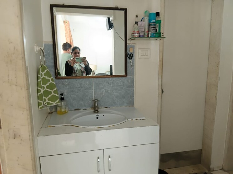 Bathroom, lunkad-queensland 1 Bedroom 550 Sq.Ft. Apartment In Viman Nagar Pune 9611883