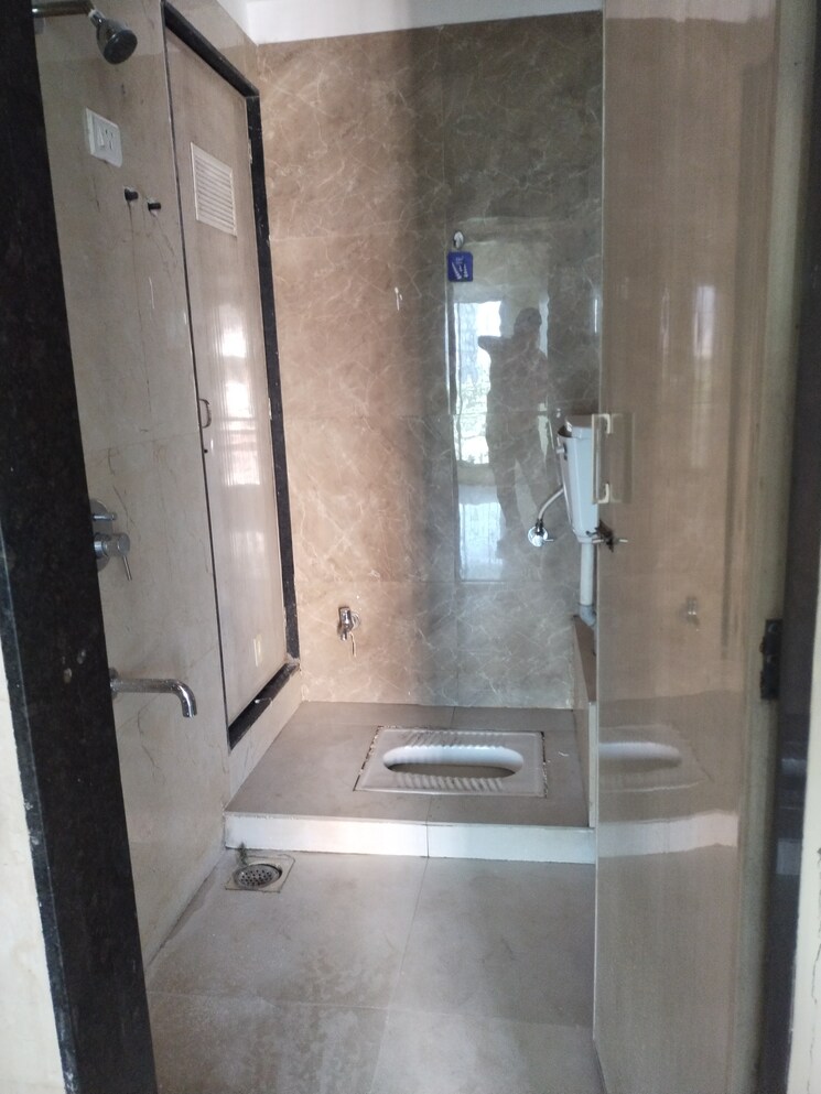 Bathroom, shree-vinayak-avadh 2 Bedroom 1050 Sq.Ft. Apartment In Karanjade Navi Mumbai 9611897