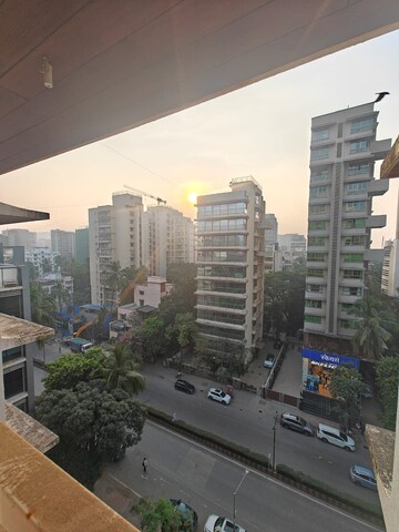 3 BHK Apartment – Exterior View View at Khar West - for Rent