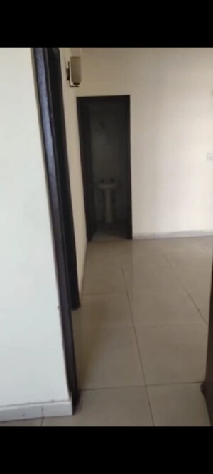 2 BHK Apartment For Sale in Mahagun Mahagunpuram II, Lal Kuan