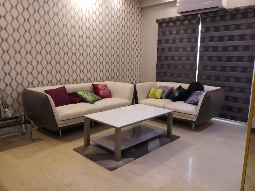 3 BHK + Servant Room Apartment For Rent in Mahagun Moderne