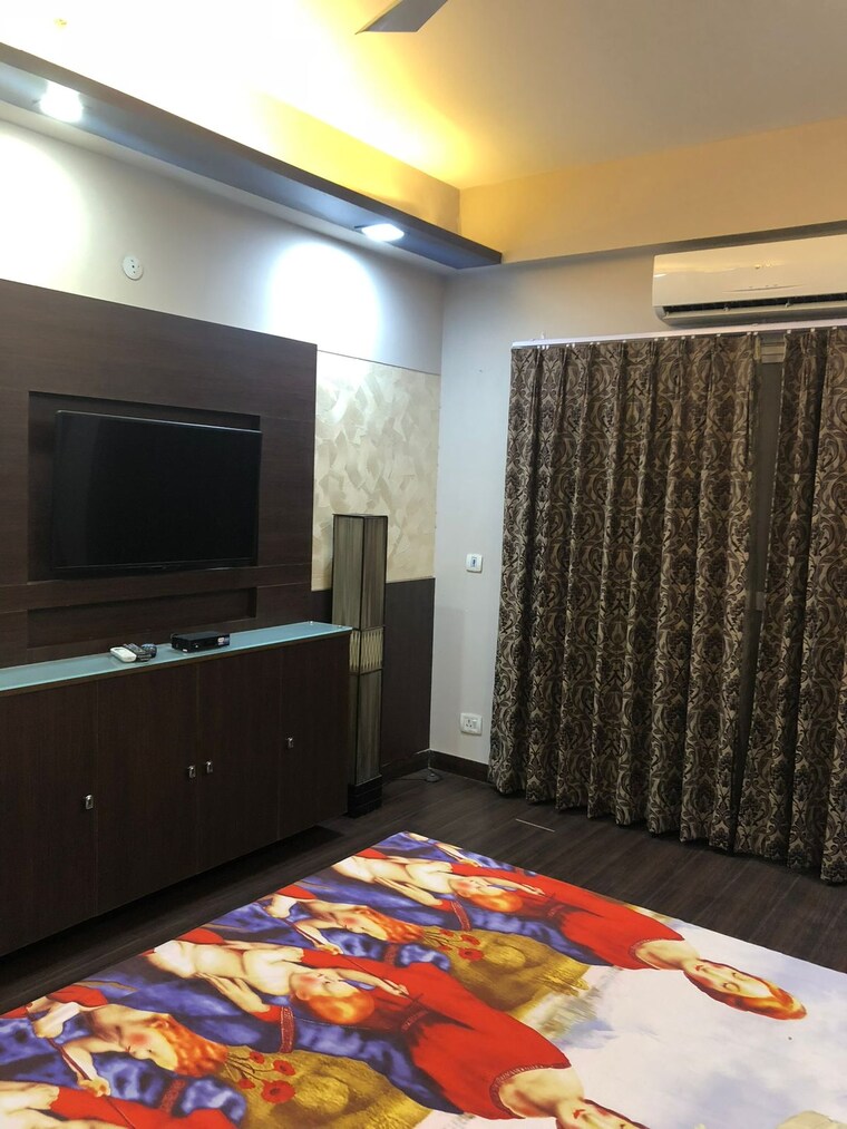 Bedroom, mahagun-moderne 3 Bedroom 1650 Sq.Ft. Apartment In Sector 78 Noida 9611912