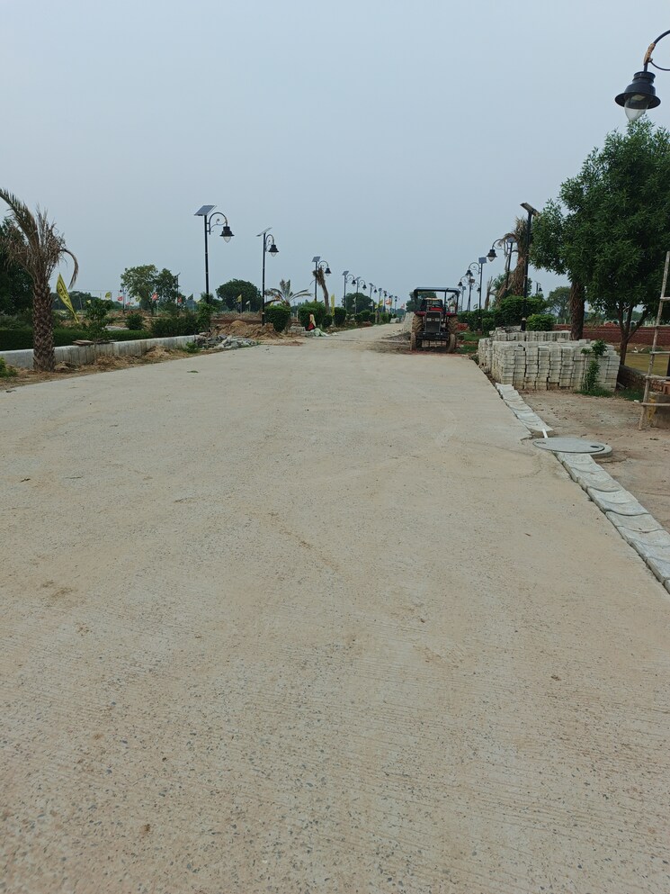 Exterior View, sector 15a yamuna expressway  300 Sq.Yd. Plot In Sector 15a Yamuna Expressway Greater Noida 9611948