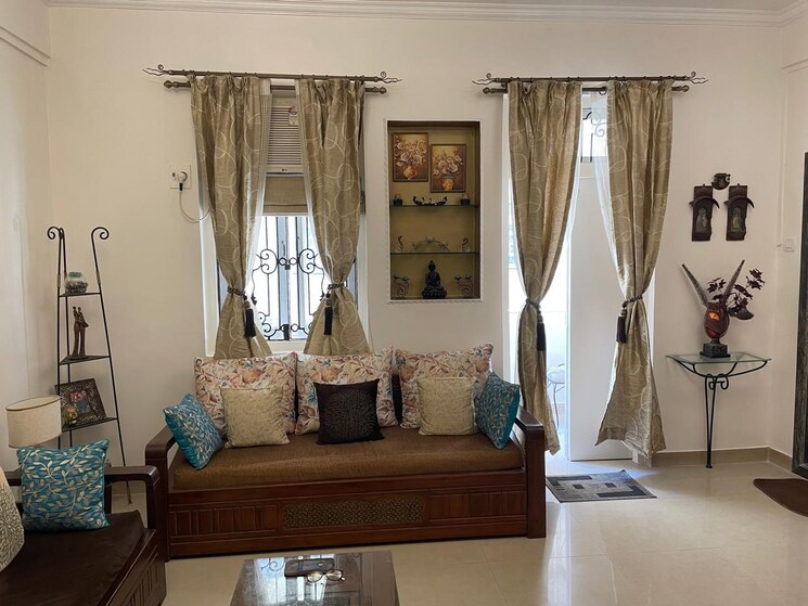 Living Room, sector 8 6+ Bedroom 5038 Sq.Ft. Independent House In Sector 8 Panchkula 9612165