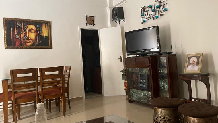 Living Room, sector 8 6+ Bedroom 5246 Sq.Ft. Independent House In Sector 8 Panchkula 9612190