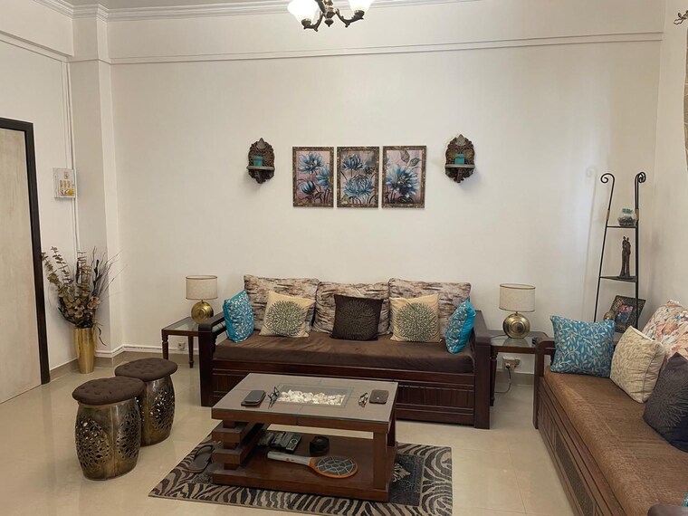 Living Room, sector 8 6+ Bedroom 5246 Sq.Ft. Independent House In Sector 8 Panchkula 9612190