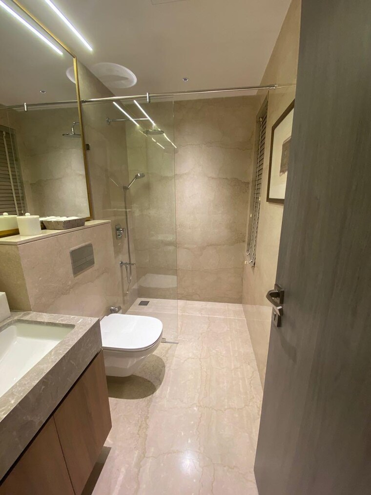 Bathroom, piramal-mahalaxmi 3 Bedroom 1351 Sq.Ft. Apartment In Mahalaxmi Mumbai 9612064