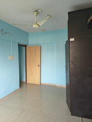 Room in 1 BHK Apartment at Garodia Mannat Towers, Chembur – for Rent