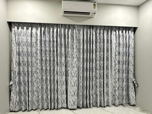 Bedroom in 2.5 BHK Apartment at Happy Jade Gardens, Ghatkopar East – for Rent