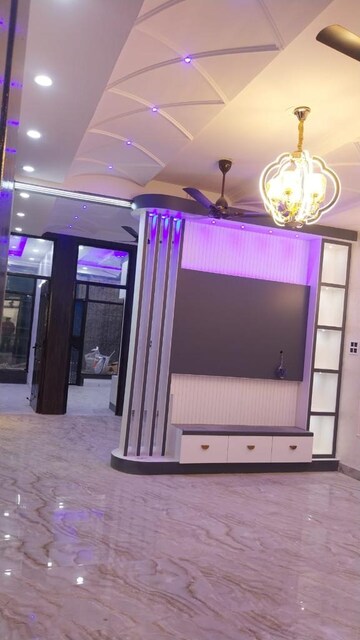 Living Room in 3 BHK Builder Floor at Vasundhara Sector 5 – for Sale