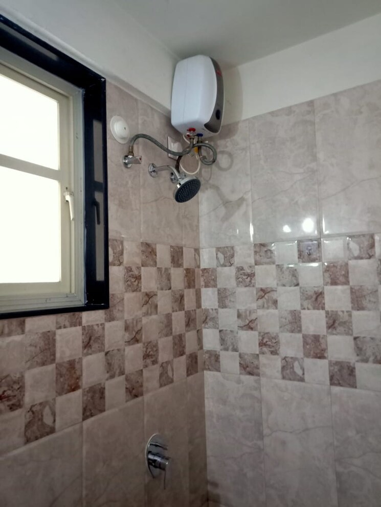 Bathroom, kohinoor-tinsel-county 2 Bedroom 800 Sq.Ft. Apartment In Hinjewadi Pune 9612144