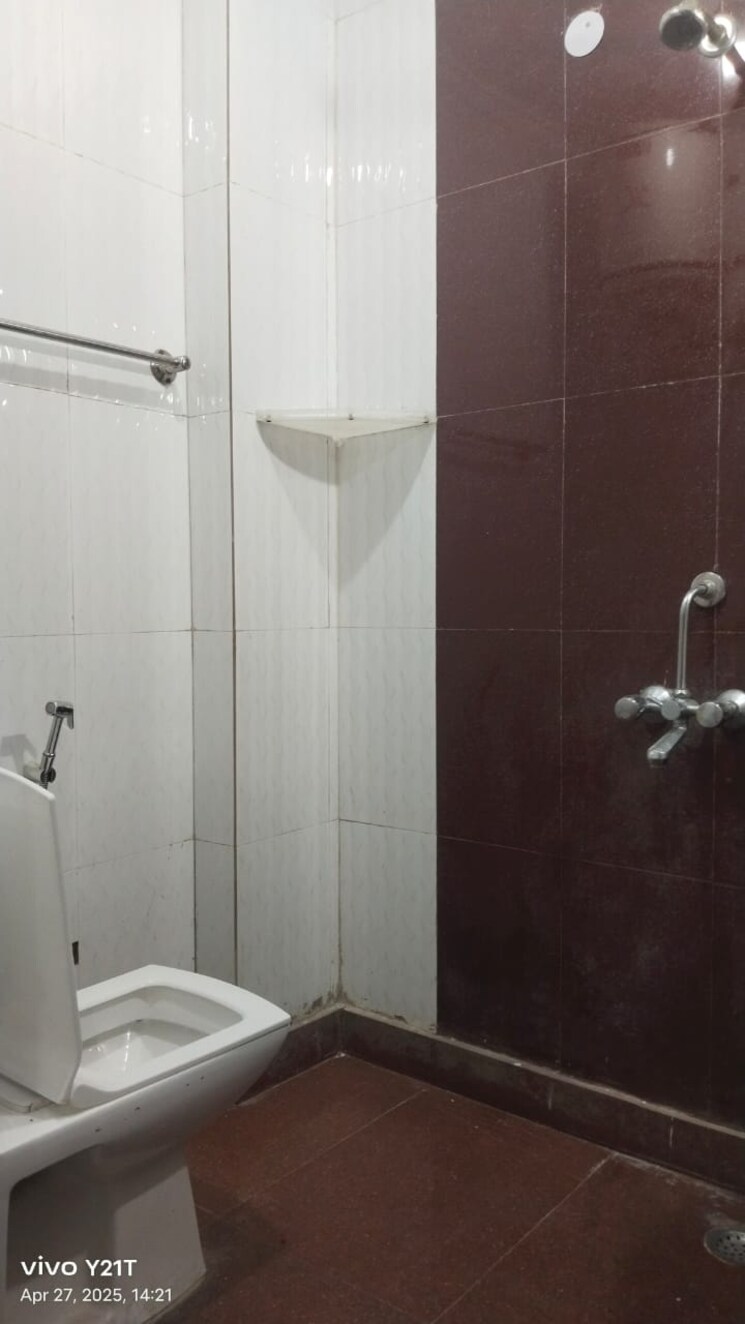 Bathroom, saket 2 Bedroom 800 Sq.Ft. Builder Floor In Saket Delhi 9612126
