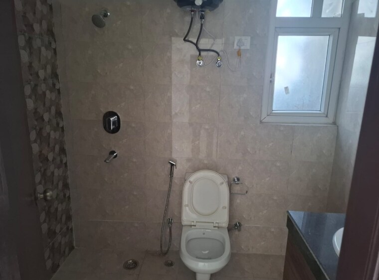 Bathroom, hero-homes-gurgaon 3 Bedroom 1359 Sq.Ft. Apartment In Sector 104 Gurgaon 9612222