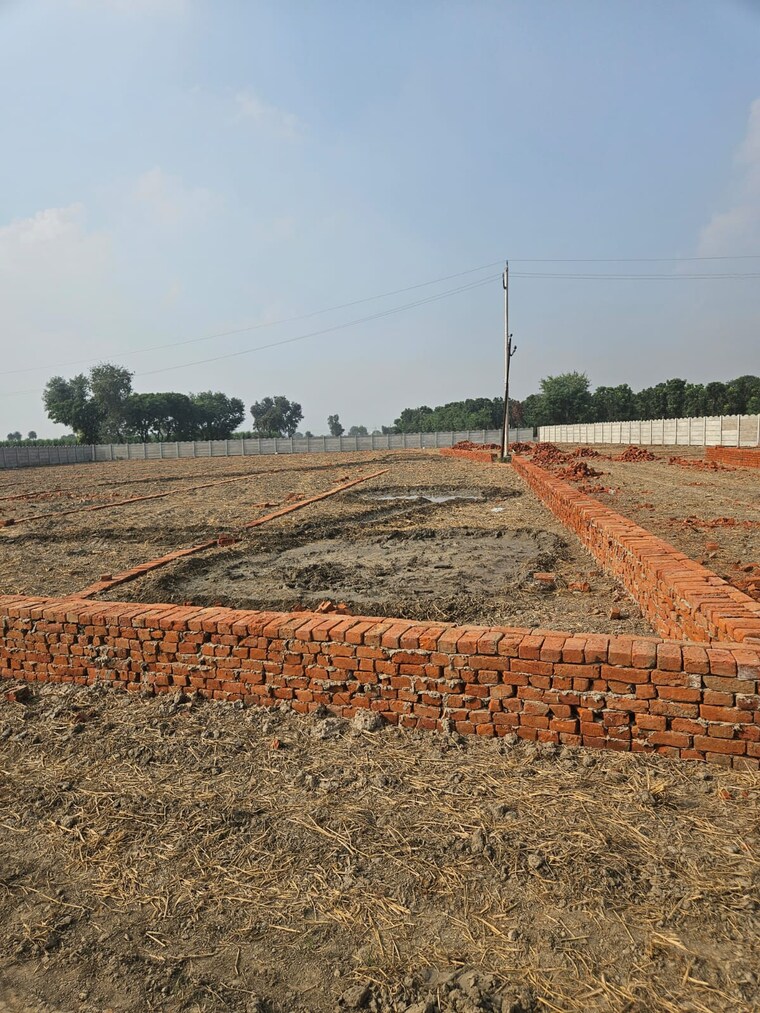 undefined, kanchan-vihar  1620 Sq.Ft. Plot In Dlf Ankur Vihar Ghaziabad 9612186