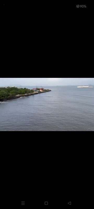 Room in 3 BHK Apartment at Shangrila CHS Azad Nagar Colaba, Azad Nagar Colaba – for Sale