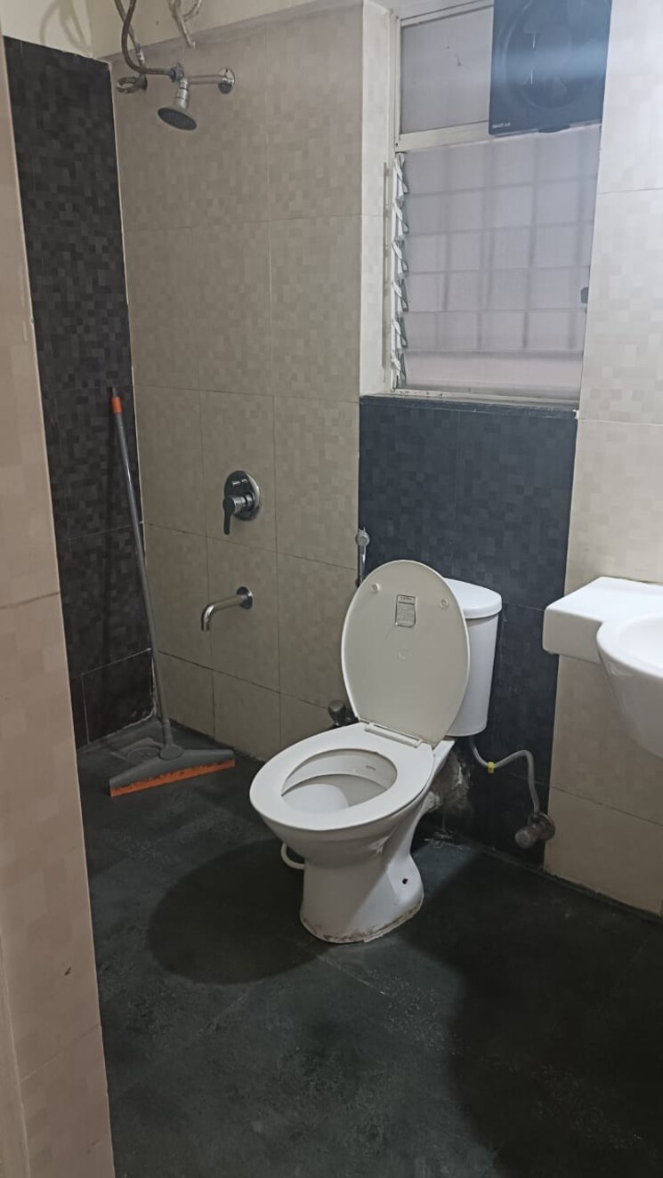 Bathroom, pegasus-megapolis-splendour 2 Bedroom 666 Sq.Ft. Apartment In Hinjewadi Pune 9612239