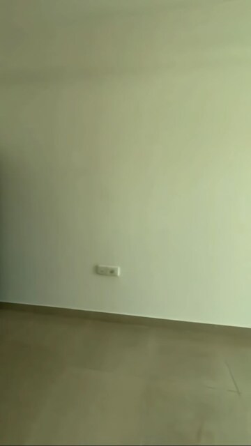 Room in 2 BHK Apartment at Gaur City 2 - 16th Avenue, Sector 16c Greater Noida – for Sale