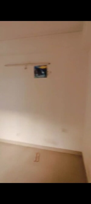 Room in 2 BHK Apartment at Supertech Ecovillage I, Sector 1 Greater Noida – for Rent