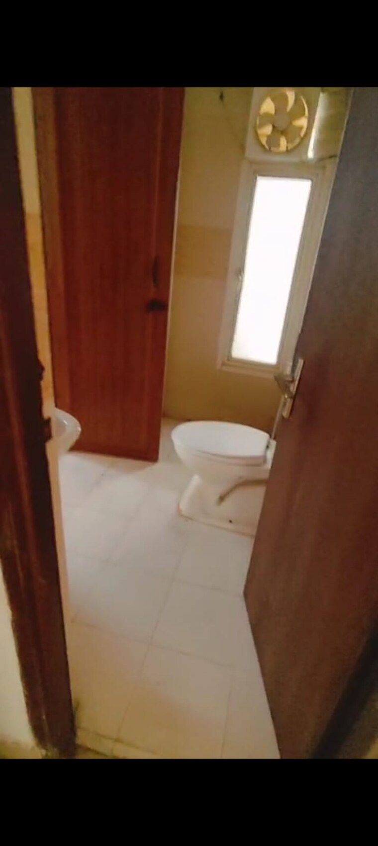 Bathroom, supertech-ecovillage-i 2 Bedroom 890 Sq.Ft. Apartment In Sector 1 Greater Noida Greater Noida 9612301