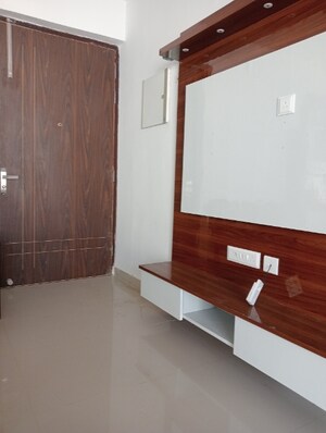 2 BHK Apartment For Rent in Urban Axis Urban Woods, Sushant Golf City