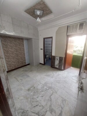 Room in 2 BHK Builder Floor at Vasundhara Sector 2 – for Rent