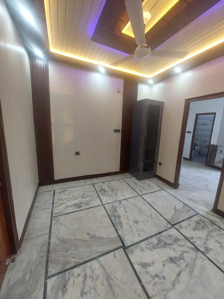 Room, vasundhara sector 2 2 Bedroom 800 Sq.Ft. Builder Floor In Vasundhara Sector 2 Ghaziabad 9612310