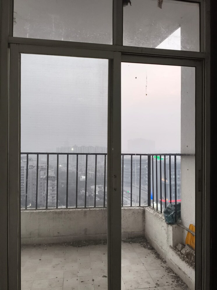 Room, apex-the-kremlin 3 Bedroom 1340 Sq.Ft. Apartment In Siddharth Vihar Ghaziabad 9612326