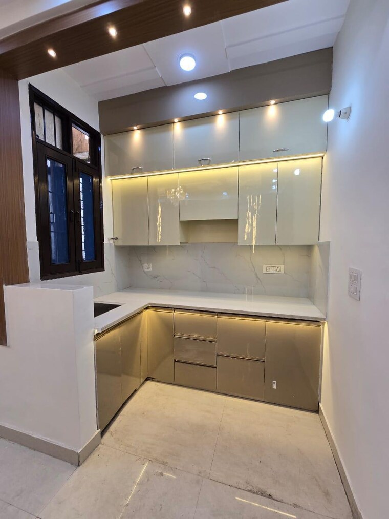 Kitchen, apex-the-kremlin 3 Bedroom 1340 Sq.Ft. Apartment In Siddharth Vihar Ghaziabad 9612326