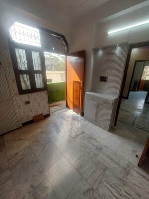 3 BHK Builder Floor For Sale in Vasundhara Sector 3