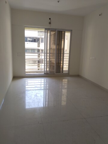 2 BHK Apartment For Sale in Vaibhav Apartment Naupada, Naupada