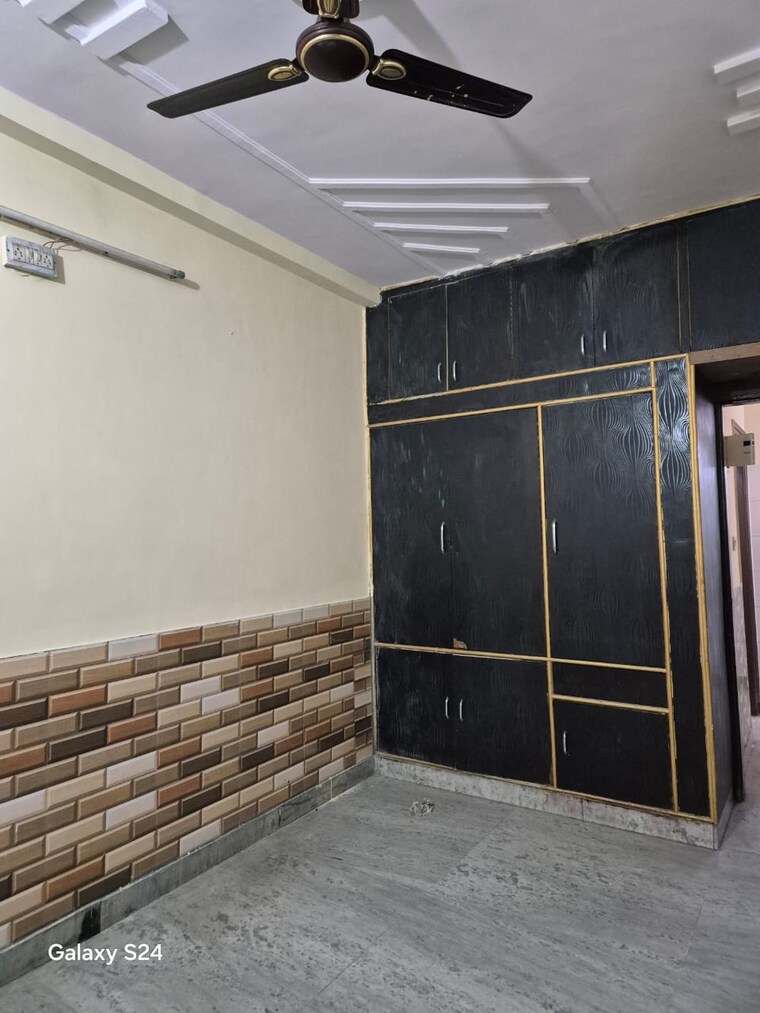 Room, vasundhara sector 1 2 Bedroom 900 Sq.Ft. Builder Floor In Vasundhara Sector 1 Ghaziabad 9612339